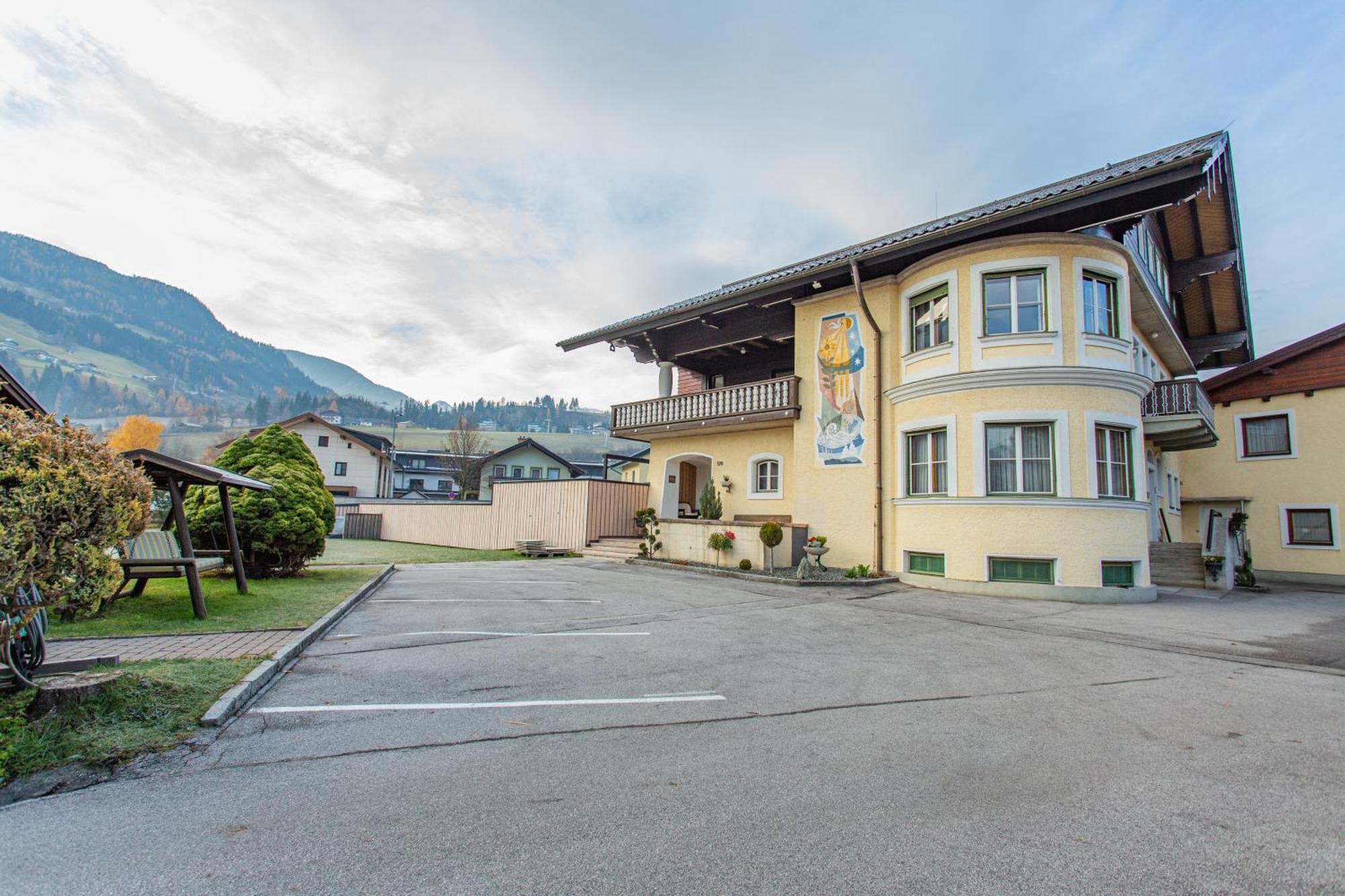 City Life 3 By Alpenidyll Apartments Schladming Exterior photo